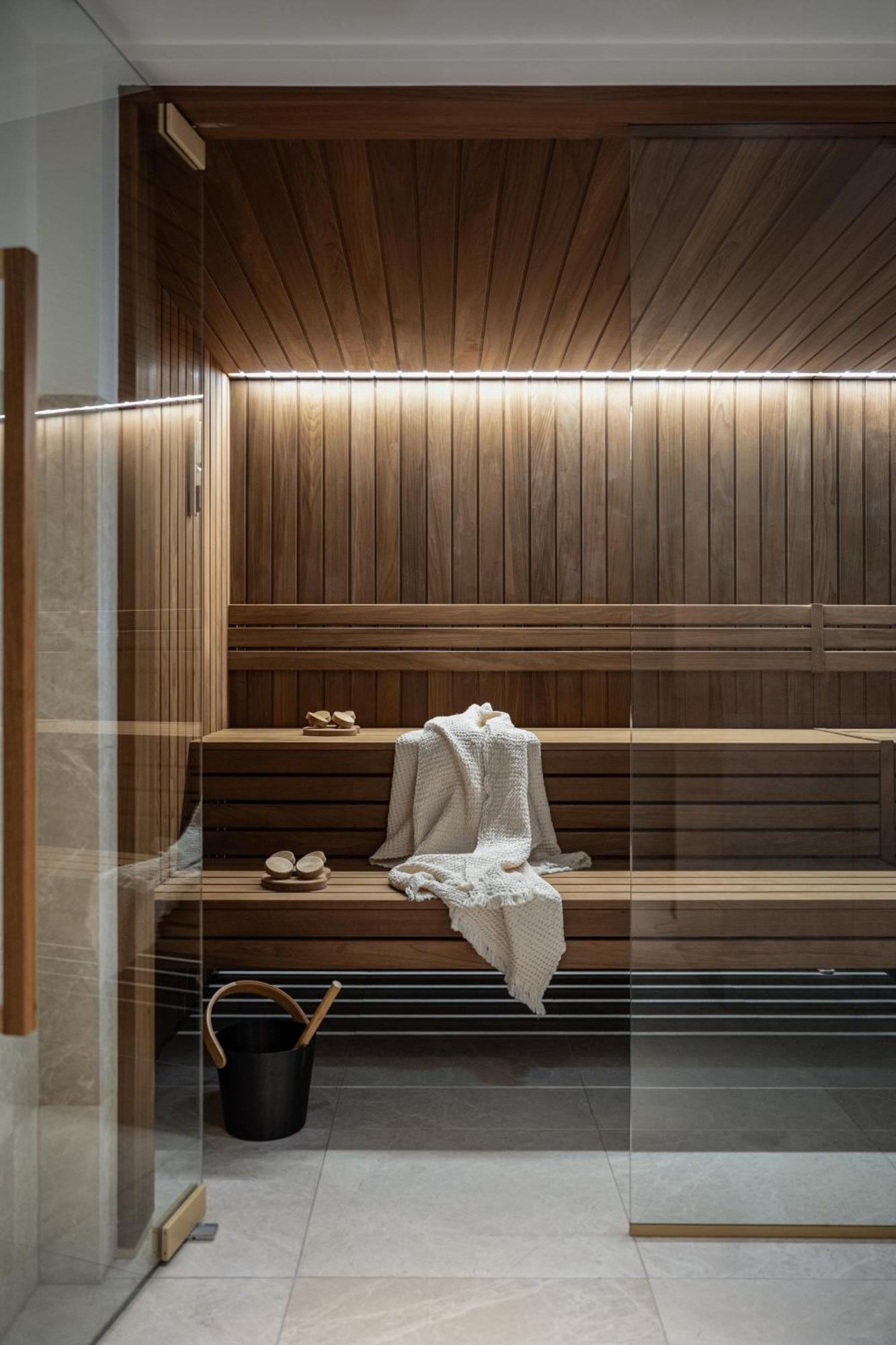 Отель Almanac Palais Вена Экстерьер фото Sauna at the hotel